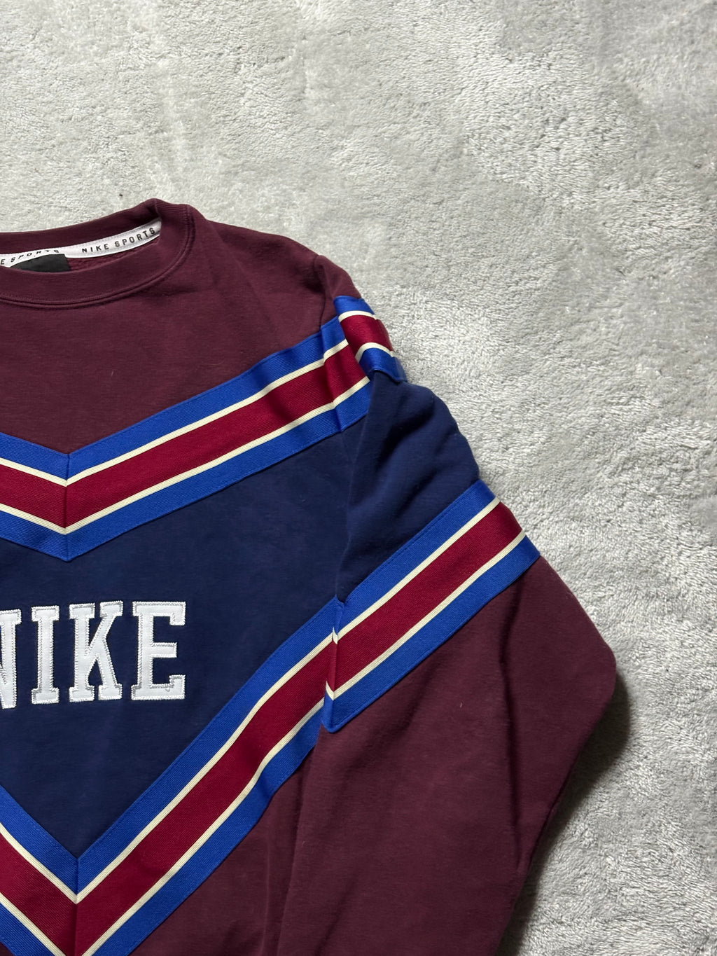 Nike Sports Vintage Crewneck Sweatshirt Y2K Retro S