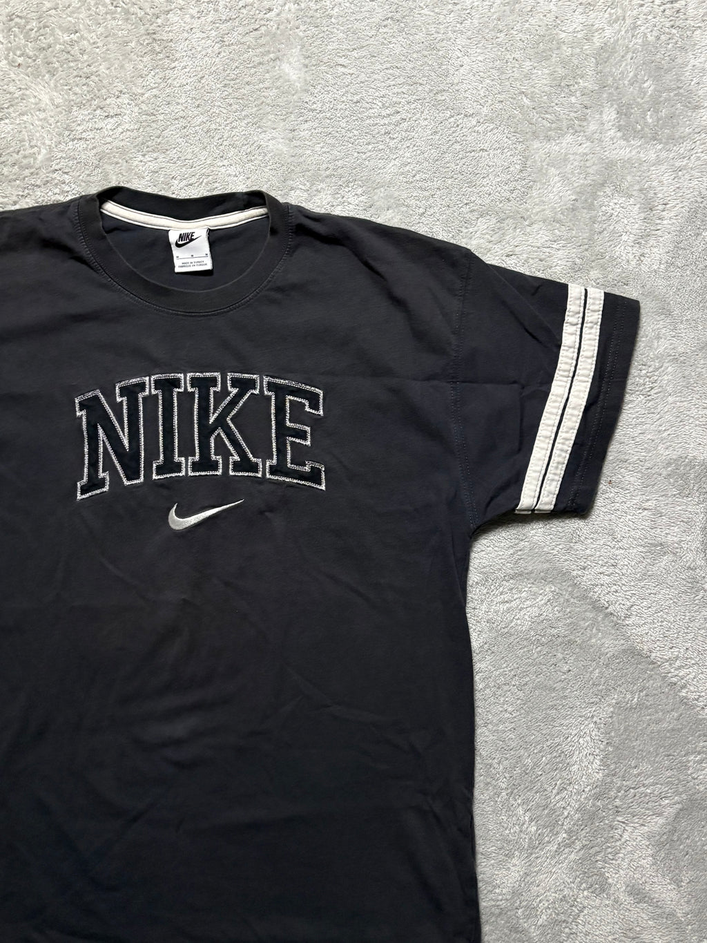 Nike Vintage College Logo T-Shirt Schwarz M