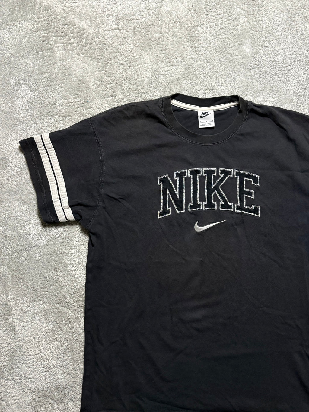 Nike Vintage College Logo T-Shirt Schwarz M